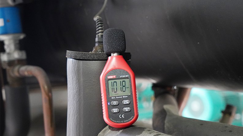 Sound Level Meter UT353 UNI-T